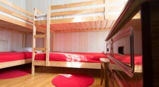 Гостиница Мини Отель  Hostelmyhome Иркутск Односпальная кровать в мужском общем номере-10